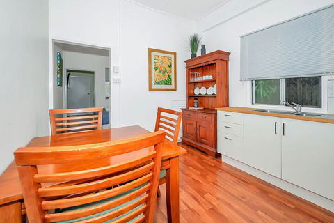 Easy Going Holiday Unit On McKenzie MK4 - Nambucca Heads Accommodation 2