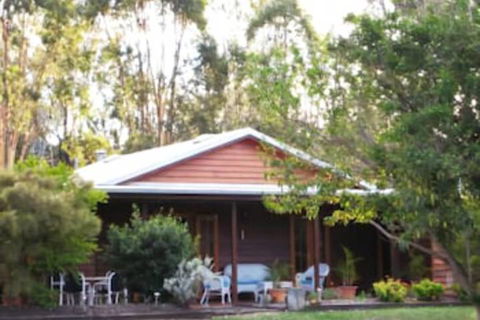 Up Country B & B Wondai - Nambucca Heads Accommodation 4