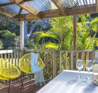 MOLLYMOOK BEACH COTTAGE - Nambucca Heads Accommodation