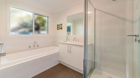 House On 37 Barramundi Near Smiths - Nambucca Heads Accommodation 4