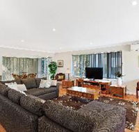 3 Bedroom House Bay Serene 15 Mistral Close - Nambucca Heads Accommodation