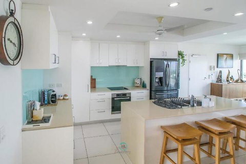 ZEN By THE WATER Darwins Premier Family Retreat - Nambucca Heads Accommodation 7