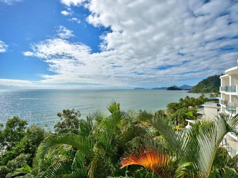 Absolute Beachfront With Million Dollar Views - Nambucca Heads Accommodation 4