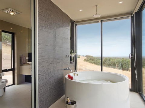 The McLaren Eye Holiday House - Nambucca Heads Accommodation 5