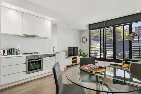 GRATTAN A Premier Location & Modern Space - Nambucca Heads Accommodation 4