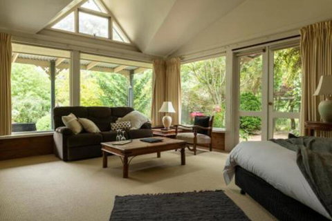 In The Valley - Nambucca Heads Accommodation 2