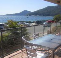 3 Bedroom House Shoal Bay Palm Beach - Nambucca Heads Accommodation