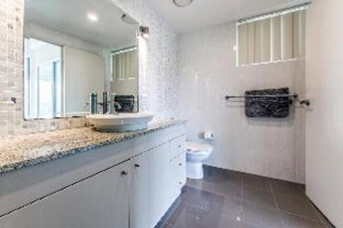 3 Bedroom Apartment Oasis Unit 3 / 5 - Nambucca Heads Accommodation 1