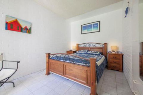 2 Bedroom Apartment Villa Ellisa Unit 1 - Nambucca Heads Accommodation 5