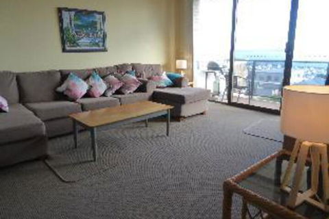 2 Bedroom Apartment Portside Unit 12 / 1 Donald Street FREE WIFI - Nambucca Heads Accommodation 4