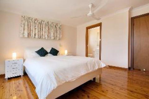 3 Bedroom House Nelson Street PET FRIENDLY - Nambucca Heads Accommodation 2