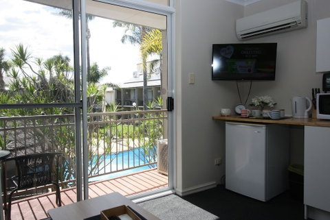 Resort Serviced Apartments - Mandurah - Nambucca Heads Accommodation 4