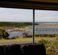 Swan Cottage - Nambucca Heads Accommodation