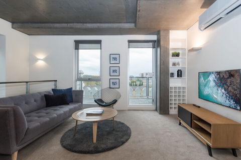Luxury East Melbourne Apartment - Nambucca Heads Accommodation 7