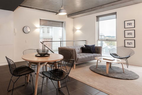 Luxury East Melbourne Apartment - Nambucca Heads Accommodation 4
