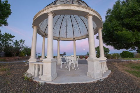 1837 Barossa Luxury Cottages Lyndoch SA - Nambucca Heads Accommodation 4