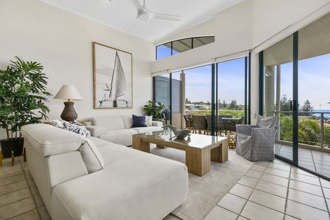 Sunshine Beach Penthouse With Beach Views Unit 9 / 21 Park Crescent Sunshine Beach - Nambucca Heads Accommodation 5
