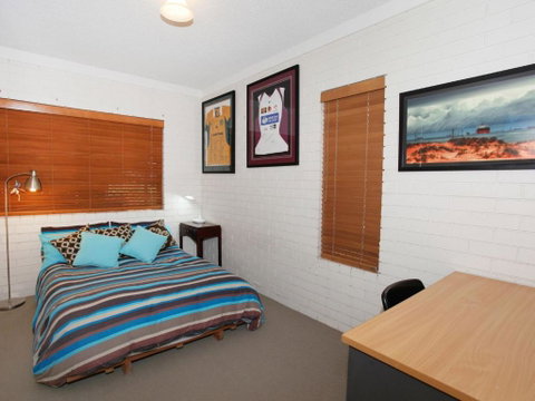 Anjuna 2 2 BDRM Budget Stay On Canal - Nambucca Heads Accommodation 5