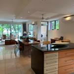 Beach House Apartment 1 - Nambucca Heads Accommodation 0