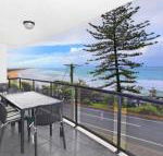 Unit 5 Phoenix Apartments 1736 David Low Way Coolum Beach LINEN INCLUDED 500 Bond - Nambucca Heads Accommodation