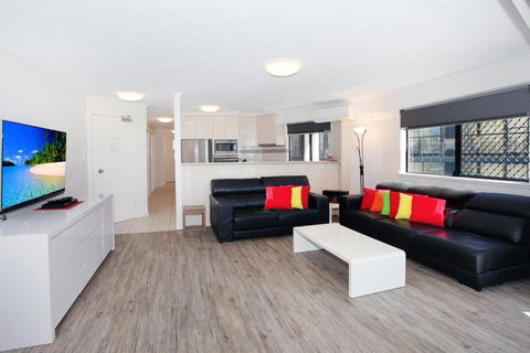 Unit 1 The Rocks 1746 David Low Coolum Beach 500 Bond - Nambucca Heads Accommodation 2