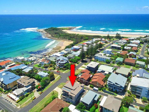 Bimbadeen Penthouse Across The Road From Main Beach! - Nambucca Heads Accommodation 4