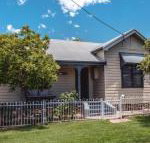 Caledonia Cottage - Nambucca Heads Accommodation