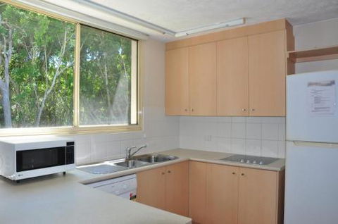 32 / 15 Rainbow Shores Unit Overlooking Bushland With Shared Swimming Pool Spa & Tennis Court - Nambucca Heads Accommodation 0