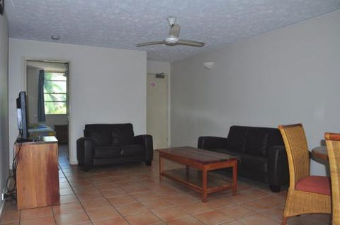 32 / 15 Rainbow Shores Unit Overlooking Bushland With Shared Swimming Pool Spa & Tennis Court - Nambucca Heads Accommodation 4