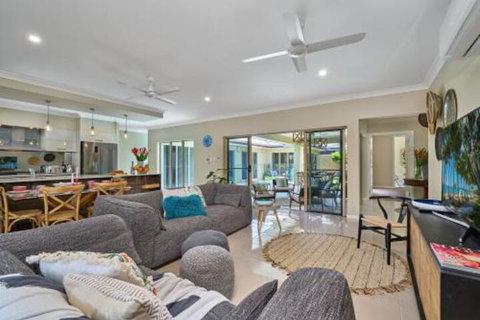 Escapades At Palm Cove - Nambucca Heads Accommodation 2