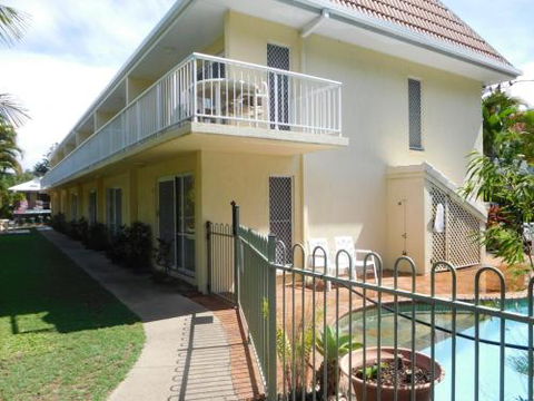 Holiday Apartment On The Esplanade - Nambucca Heads Accommodation 4