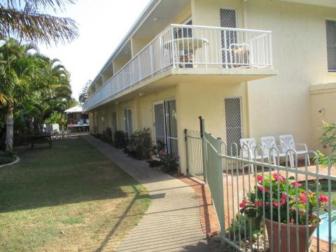 Holiday Apartment On The Esplanade - Nambucca Heads Accommodation 6