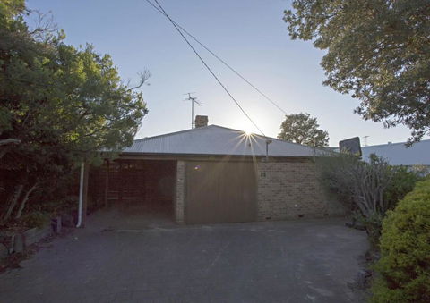 LOCKINGTON - Nambucca Heads Accommodation 2