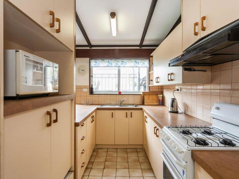 OCEAN SOUNDS Anglesea - Nambucca Heads Accommodation 3