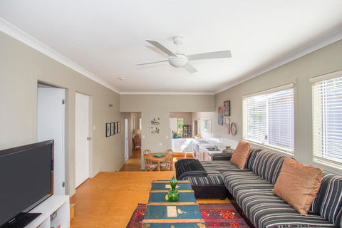 Driftwood Cottage - Nambucca Heads Accommodation 1