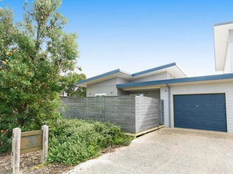 ONE LEVEL At BROADBEACH RESORT - Nambucca Heads Accommodation 4