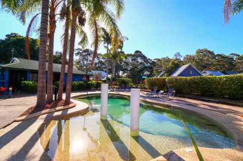 Palms Studio Apartment At Raffetys Resort - Nambucca Heads Accommodation 3