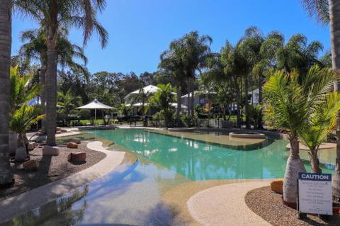 Palms Studio Apartment At Raffetys Resort - Nambucca Heads Accommodation 4