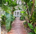 The Lakehouse in Raffetys Resort - Nambucca Heads Accommodation