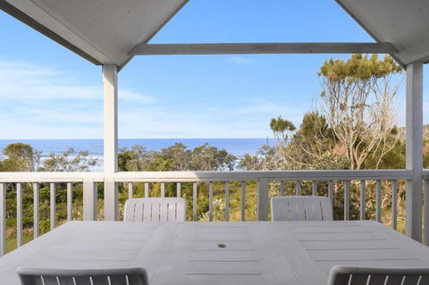 Blue Oar Beach House - Nambucca Heads Accommodation 2