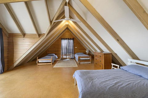 Blue Oar Beach House - Nambucca Heads Accommodation 4