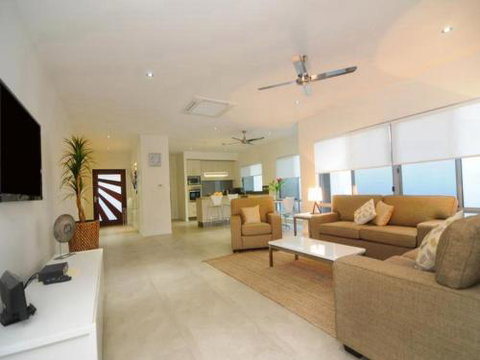 BEACH RETREAT At PALM COVE - Nambucca Heads Accommodation 3