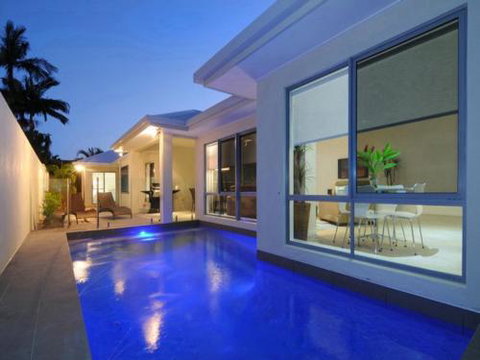 BEACH RETREAT At PALM COVE - Nambucca Heads Accommodation 0