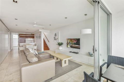 Unit 206 Plantation Rainbow Beach Incredible Views Top Floor Ocean Facing - Nambucca Heads Accommodation 1