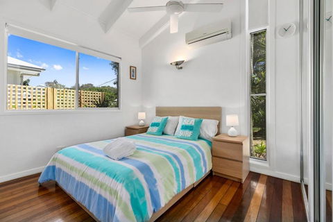 Tranquil & Tropical Sunshine Beach - Nambucca Heads Accommodation 3