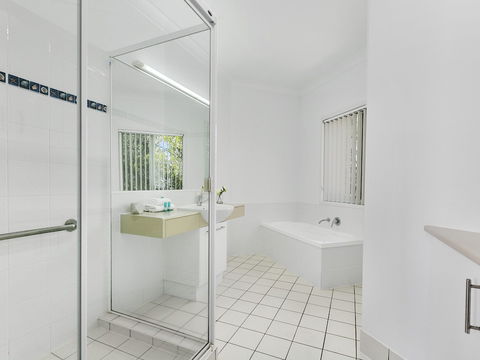 Panoramic Ocean Views In Peregian Beach! 41 Parakeet Cresent - Nambucca Heads Accommodation 1