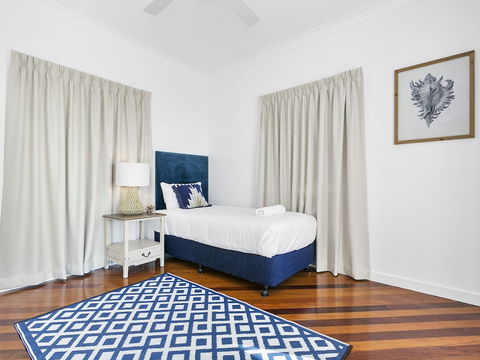 Panoramic Ocean Views In Peregian Beach! 41 Parakeet Cresent - Nambucca Heads Accommodation 2