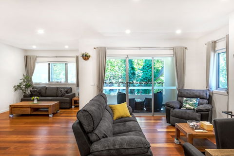 Woody Lifestyle One Bedroom Apartment - Nambucca Heads Accommodation 1