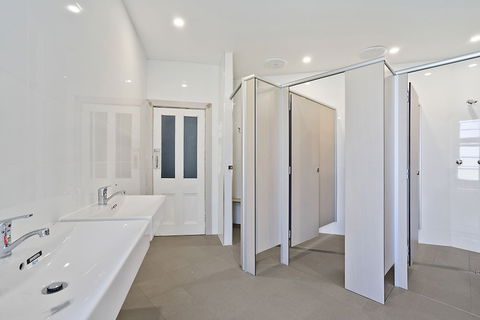 Imperial Hotel Singleton - Nambucca Heads Accommodation 4