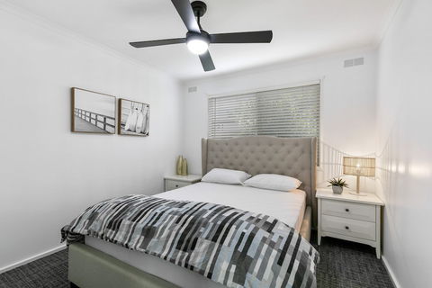 Beauty AND THE Peace - Inlet Side - Nambucca Heads Accommodation 3
